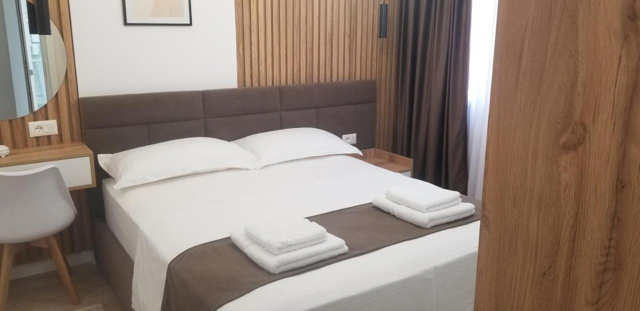 2A Near Blloku Area Apartment 地拉那 外观 照片